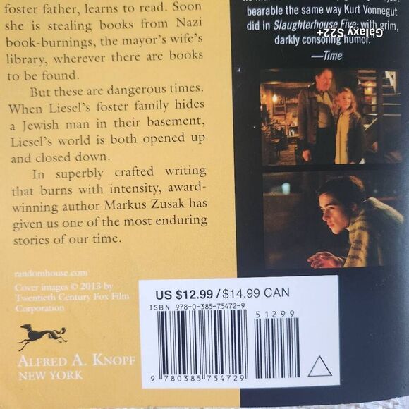 The Book Thief paper back novel - Picture 8 of 10